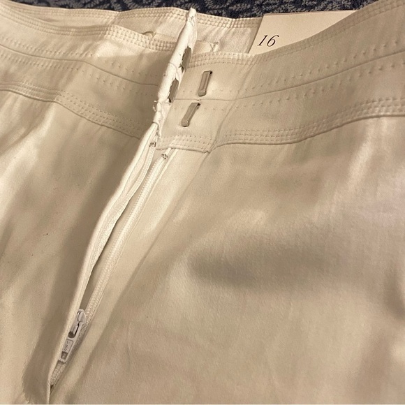 Women’s EST 1946 Classic Casual Pant's Size 16 Chino Shape Enhancing Trousers - Picture 11 of 11